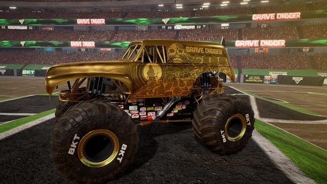 Monster Jam Steel Titans - Gold Truck Bundle screenshot 2