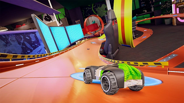 HOT WHEELS™ - DC Super-Villains Racing Season screenshot 4