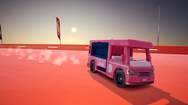 HOT WHEELS™ - Barbie™ Dream Camper™ screenshot 3
