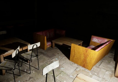 Abandoned drive-in | 廃ドライブイン screenshot 4